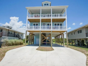 A Reel Fine Place II 5 Br Home