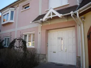 Dombai Apartman