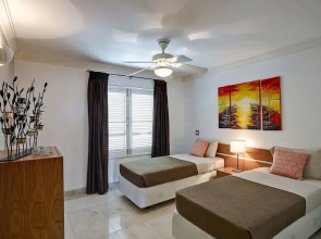 Waterside 303
