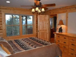 Maverick Hideaway By Redawning