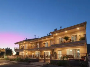 4 Seasons Villas