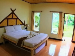 Archa Buri Resort
