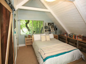 Ridgetop Cabin