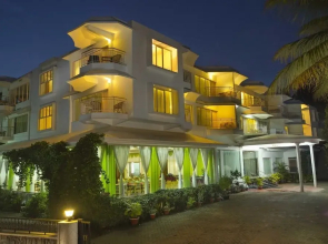 Lakeshore Inn