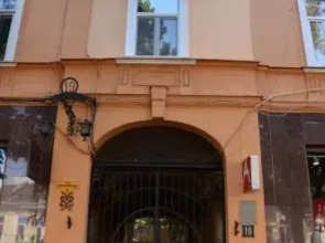 Flat on Deribasovskaya