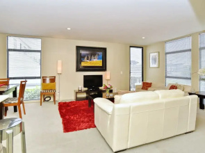 Park Lane Apartment 4