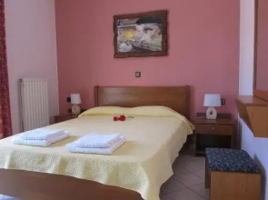 Stelios Apartments