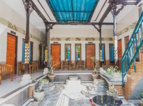 Nova Home Stay Full View