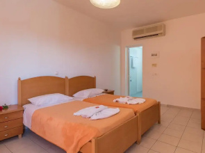 Kavros Garden Studios & Apartments Hotel