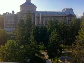 Royal Accommodation