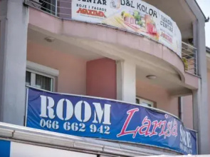 Hostel Larisa