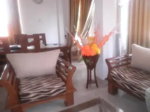 Kumaratunga Mawatha Holiday Home