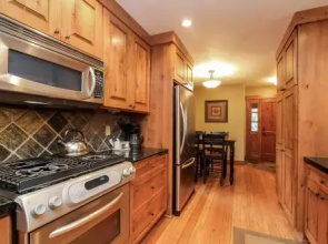 Discovery Chalet 164