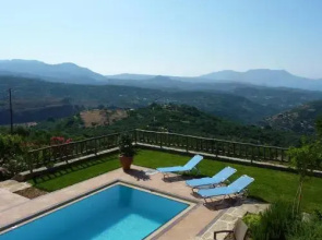 Malathiros Traditional Villas
