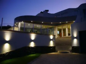 C'est La Vie Beach House