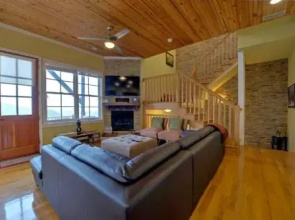 Emerald Sky - 3 Br Home