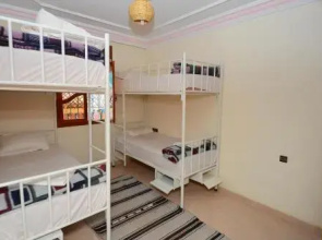 Wave rider hostel