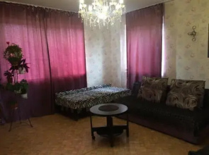 Dom Na Oktyabryskoy