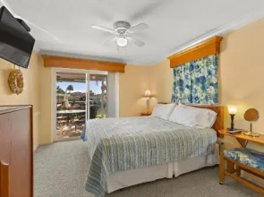 Dockside Villas A