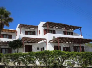 Fivos Studios and Apartments