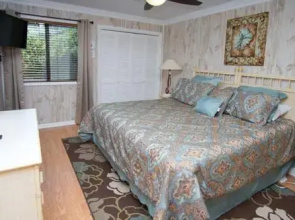 Inlet Point Villa 12B by RedAwning