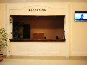 Bona Hotel