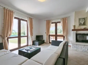 Villa Blog 1 by Interhome
