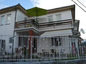 Meli Apartment