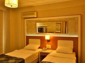 Dolphin Family Hotel