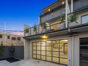 Arts on View CBD apartments