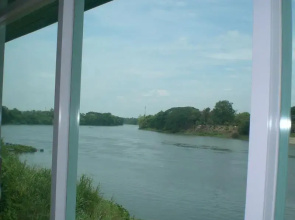 Photharam Guess House