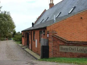 Barn Owl Lodge (Adults Only)