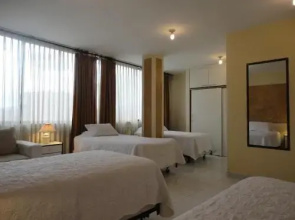 HOTEL MAISON FIORI (Centro)