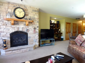 Timberline Cove Condo by RedAwning