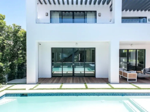 Villa Brett