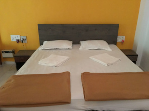 OYO StayOut Villa 2BHK Near Tito's Lane