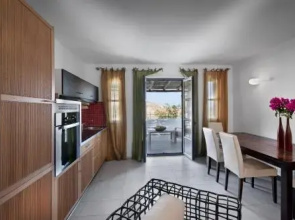 Villa Gyrismata