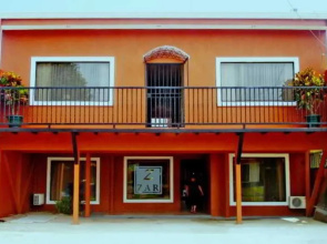 Suites Del Zar Hotel