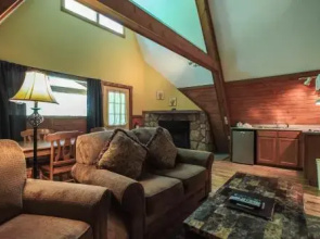 A-Frame #02 - Romantic Escape - Hocking Hills