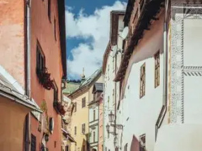 Strieborný dvor
