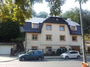 Hostel Holiday