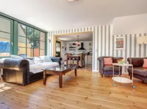 Villa am Balmer See