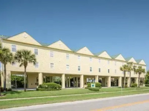 OT107 - Ocean Club at Turtlemound - Corner Unit by RedAwning