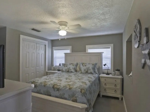 West Bradenton 12 - 1 Br Townhouse