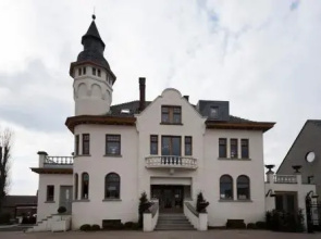 Le Petit Chateau Bvba