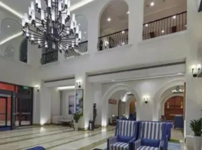 New Century Manju Hotel Beihai Yintan