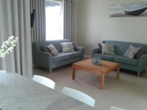 St Francis Bay Holiday Villa