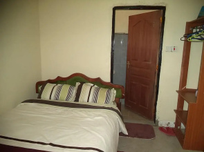 Ikons Hotel & Accommodation