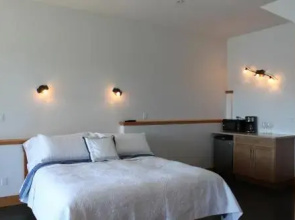Cygnet Cove Vacation Rental Suites