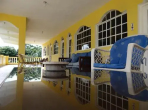 Hotel El Viejo Pirata